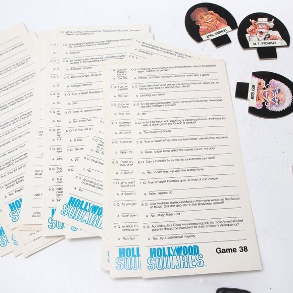 Vintage Hollywood Square Board Game 1980s Family Fun Retro TV Show - Picture 2 of 7